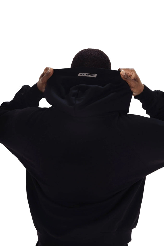 black hood monde dor